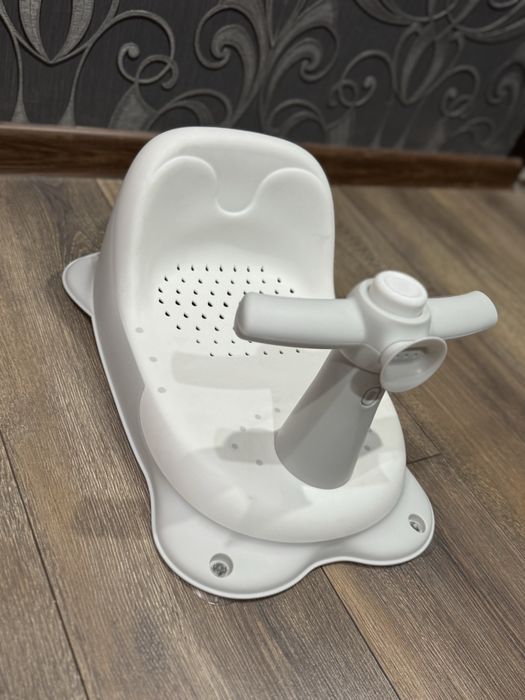 Продам сиденье для купания