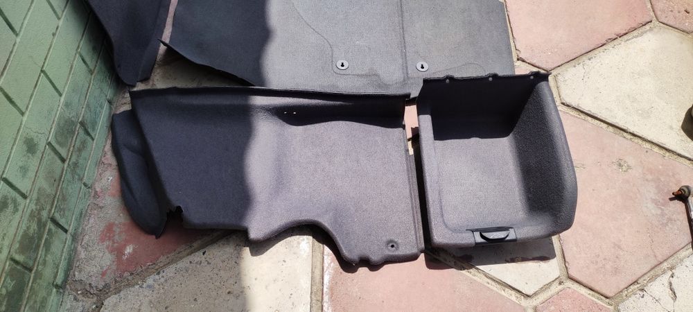 Комплект обшивок багажника е39