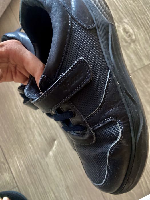 Продам туфли на мальчика