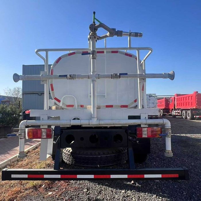 Howo 4x2 10 Tonna  Yangi  2026  Sotuvda mavjud