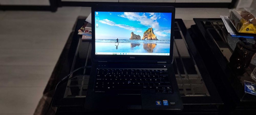 Laptop dell e5440 4gb ram 500hdd