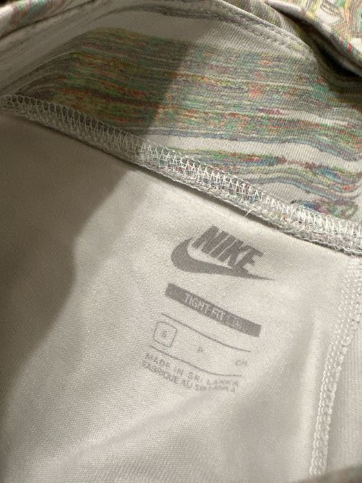 Спортен екип на Nike