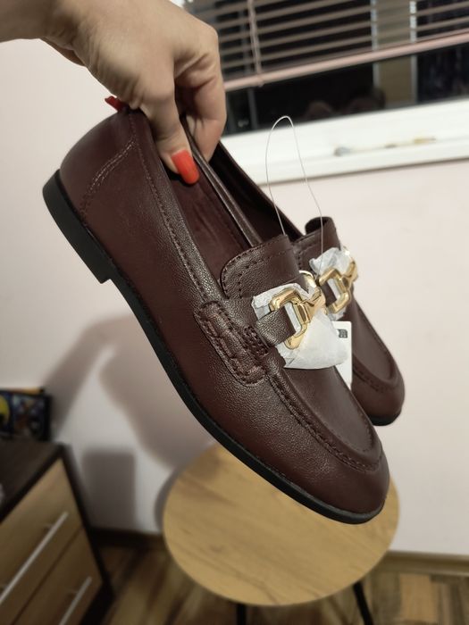 Нови обувки Zara 34,,номер