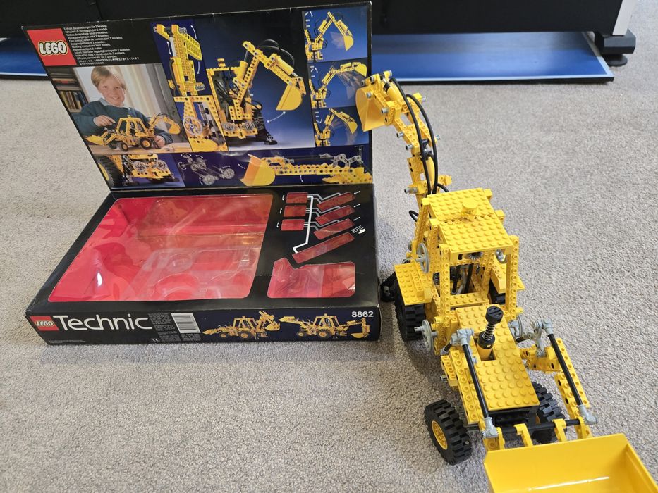 Vand Lego 8862 Technic din 1989  buldo-excavator