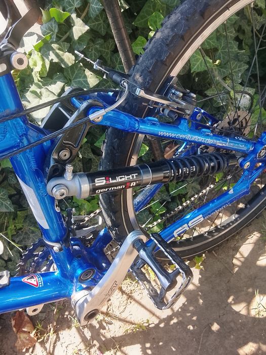 Vand bicicleta centurion full suspension 800 de lei. Negociabil