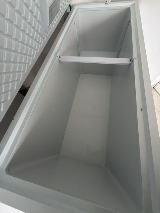 Ladă frigorifică / Congelator UGUR 484L – UDD 600 BK – 2 bucăți