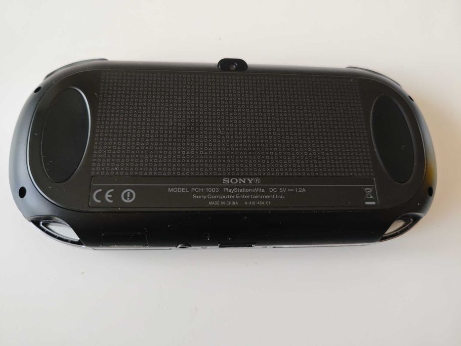 Sony PS Vita - качени много игри - Playstation Vita