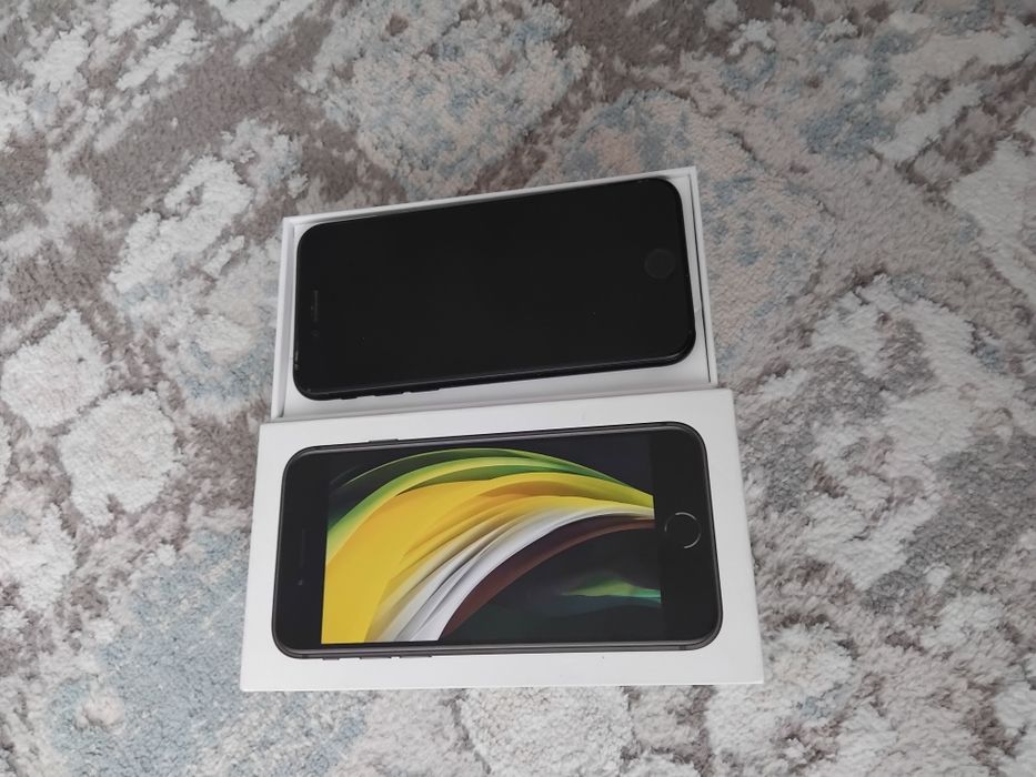 Айфон se,64памяти,