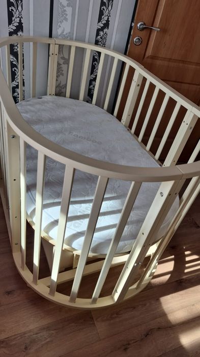 Продам детскую кровать трансформер