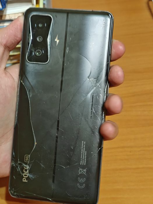 Продам poco f4 gt