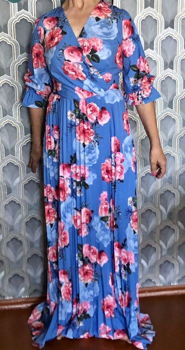 платья нарядные летние вечерние