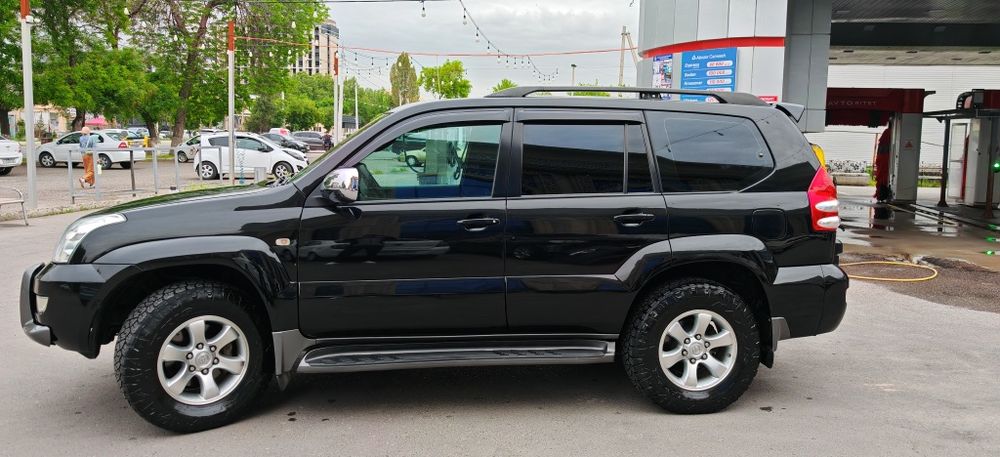Продаётся Tayota land Cruser Prado 120