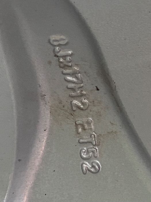 Roata R 17, Jantă aliaj „Ronal“ cu cauciuc vară 255x60x17