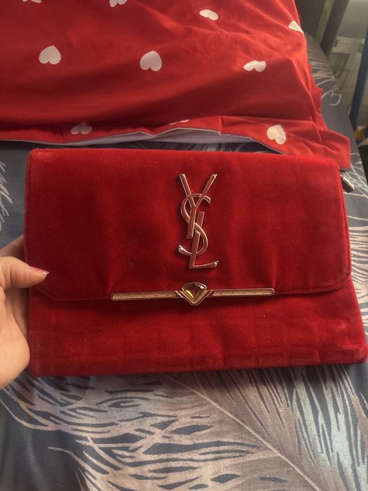 Продам сиреневую сумочку