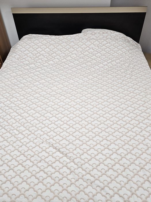 Vând pat dublu LEMS 160X200cm