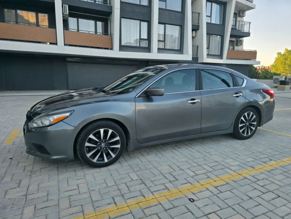 Nissan Altima 2.5SV Бензин\Газ