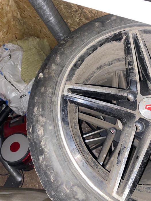 Продам Диски на R17