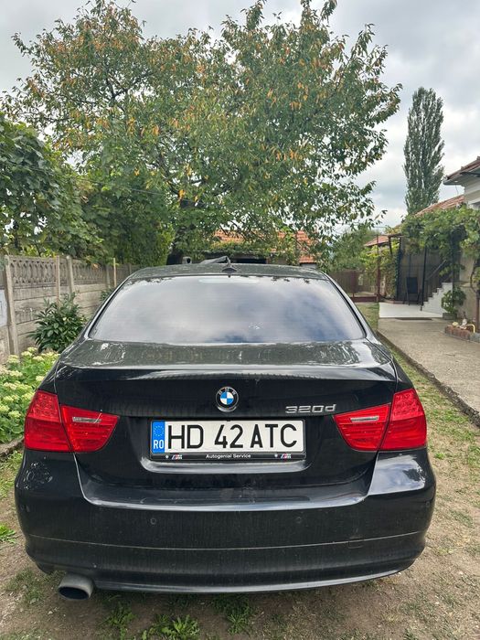 Bmw seria 3 e90 facelift