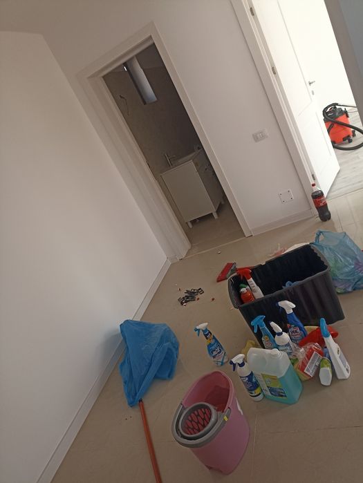 Prestam servicii de curatenie spălat și dezinfectat saltele