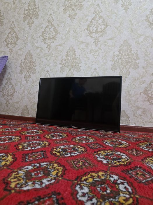 Телевизор смарт Артел32 в отличном состоянии мало использовали