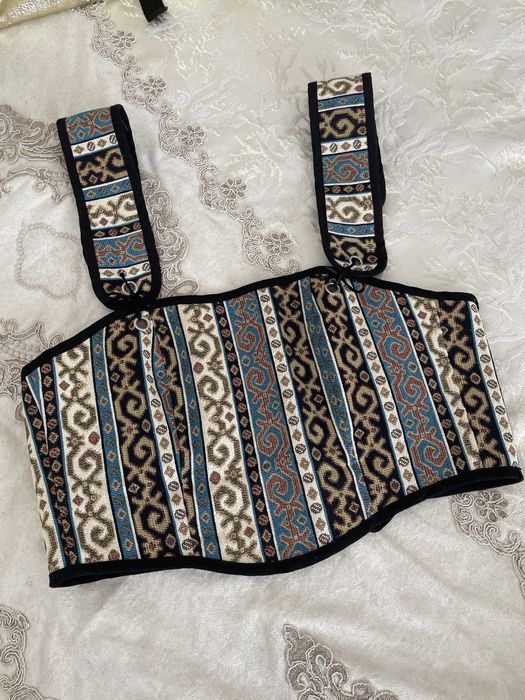 Көйлек, костюмдер