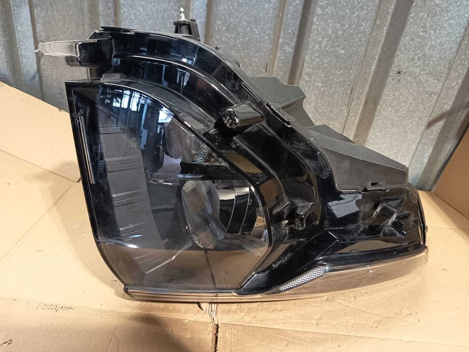 far stanga ford transit custom mk8