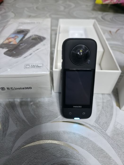 Экшен камера Insta 360 X3
