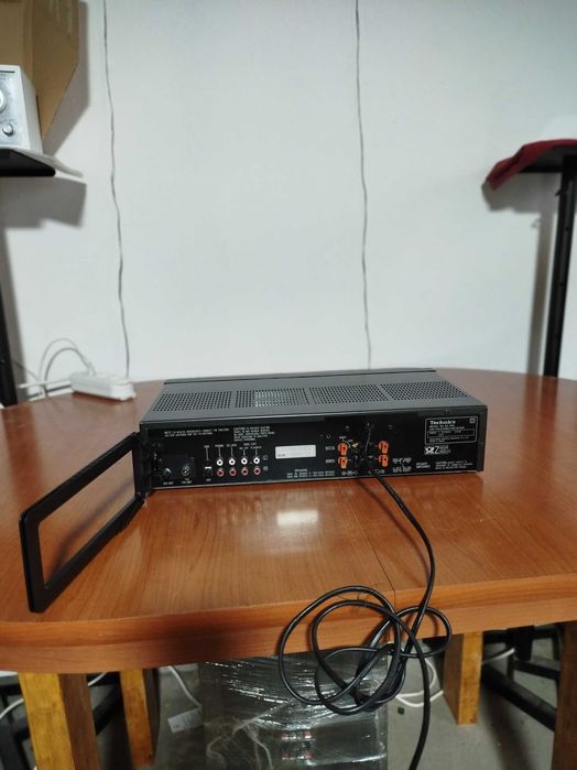 AM/FM Stereo receiver Techincs model: SA-290. Defect!!!