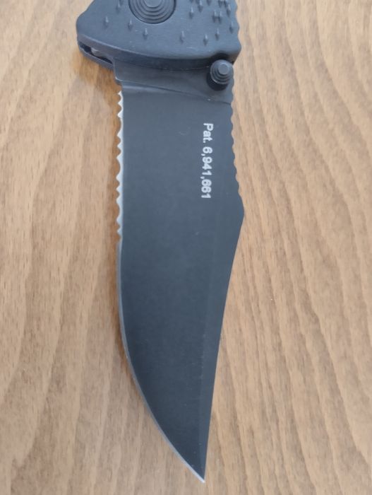 Сгъваем нож SOG Trident