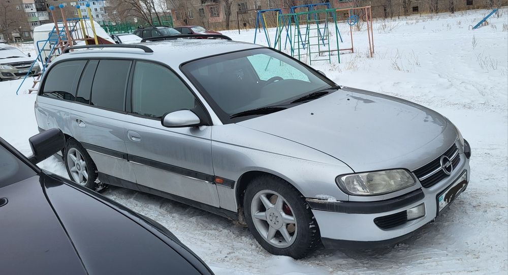 Opel omega b caravan