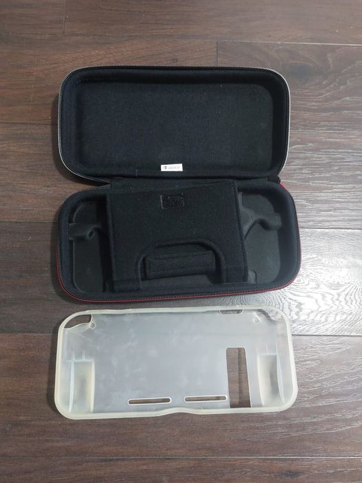 Husa Transport Nitendo Switch si protecție transparenta pt consola