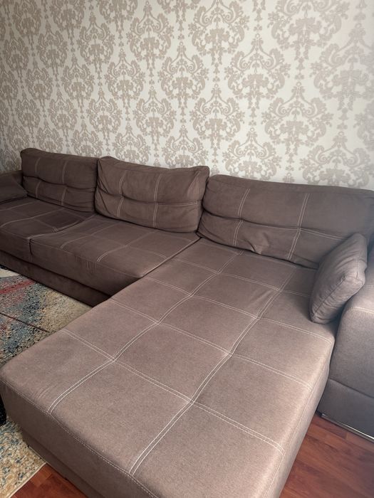 Продам диван 3 метра