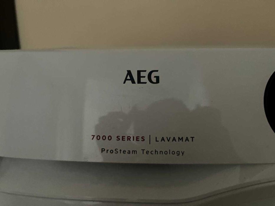 Пералня AEG 7000 Series ProSteam L7FBE48S 8 кг (за ремонт или части)