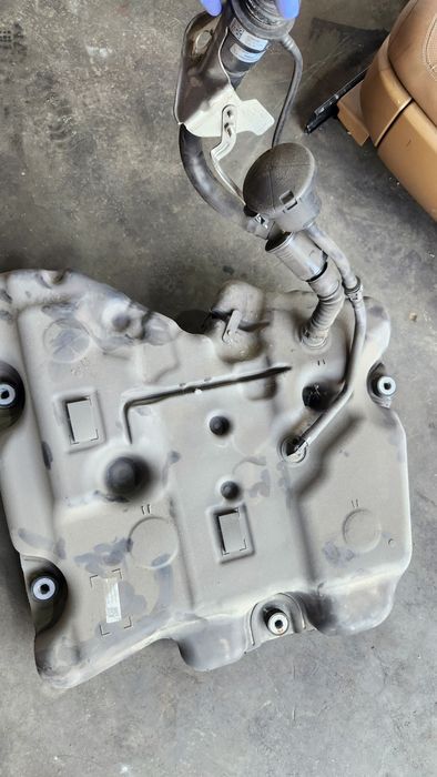 Rezervor pompa Adblue Mercedes S class W222 S350 A2224706801