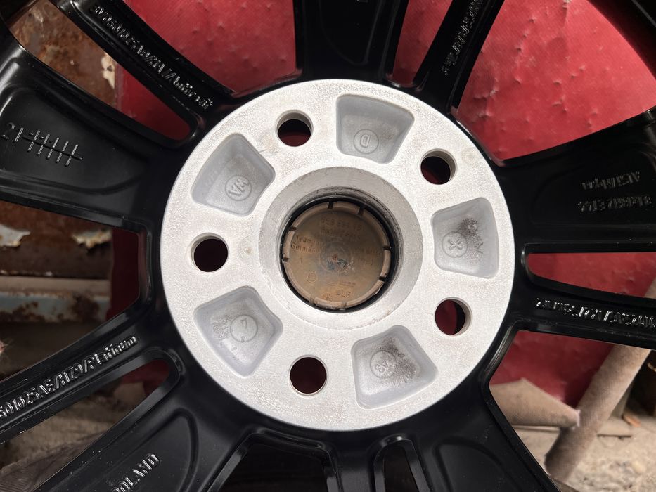 18” 5x112 8j ET44 57.1 Оригинални Aлуминиеви джанти за Шкода Skoda.