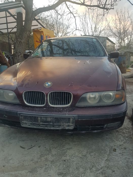 Bmw e39 520 l complet sau piese