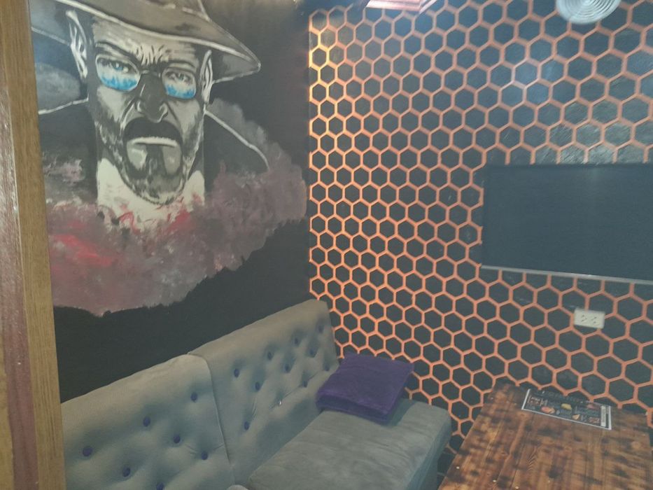 здания безнеси билан сотилади 600.000$!