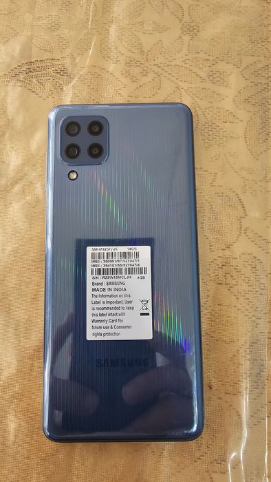 SAMSUNG M32. 64gb