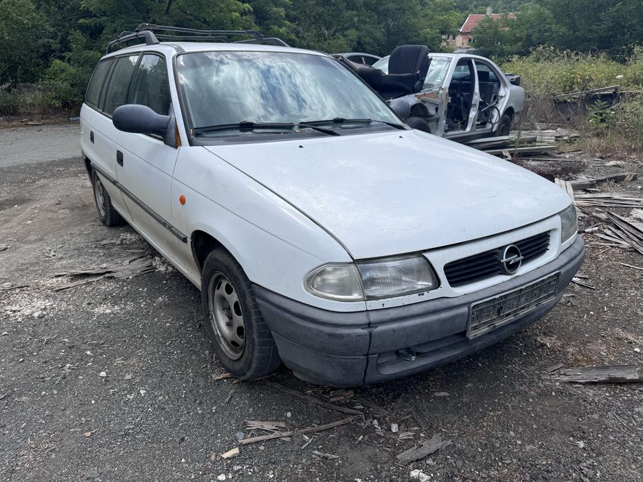 Opel Astra f 1.4i 16v 90hp На Части