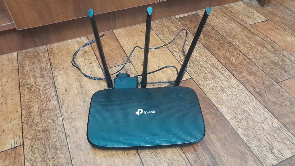 Wi-Fi роутер TP-Link модель TL-WR940N