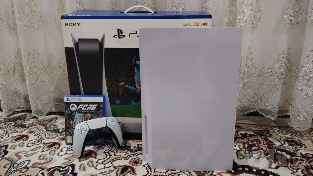 Playstation 5 Fat дискаводим 825.gb состояние идеальное 2 джостик