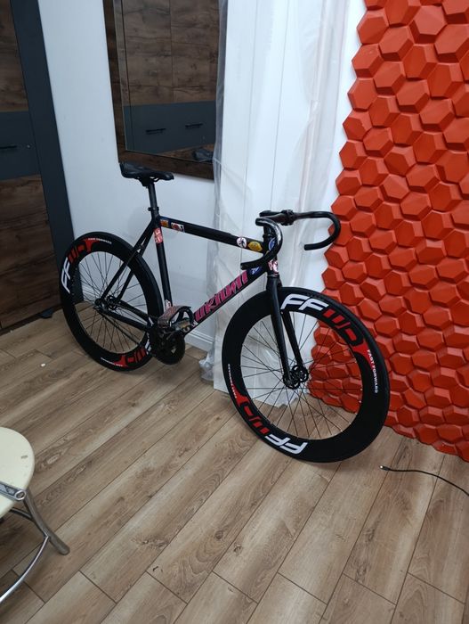 Трековый велосипед unknown