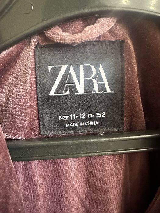 Продам куртку состояние новой Zara