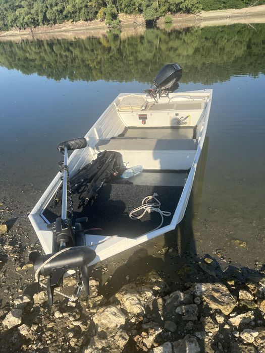 Ansamblu complet barca aluminiu +mercury20cp+peridoc+electric +sonar