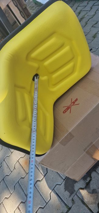 Scaun macara încărcător frontal manitou damper utilaje pret 550 lei cu