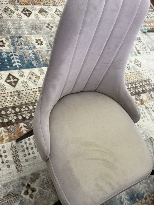 Стол со 6 стульями