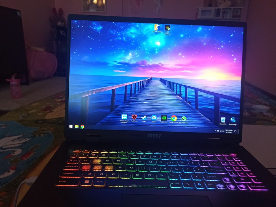 Vând sau Schimb Laptop Gaming MSI 17HX DDR5