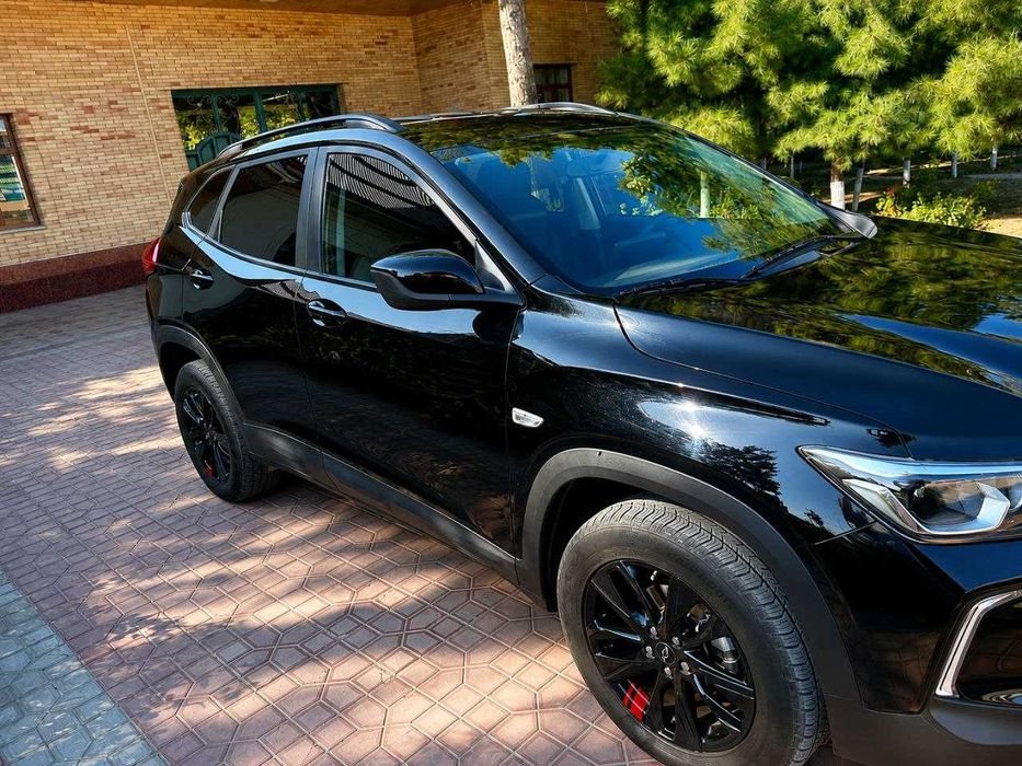 Chevrolet Tracker 2024 LT | 34 900 км | 1.2 Turbo