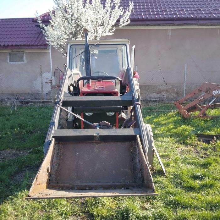 Tractor international