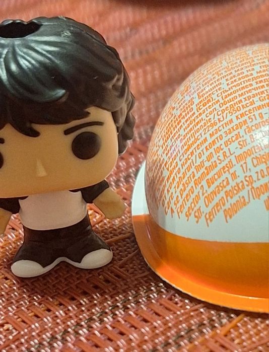 Stranger things Kinder joy фигурки